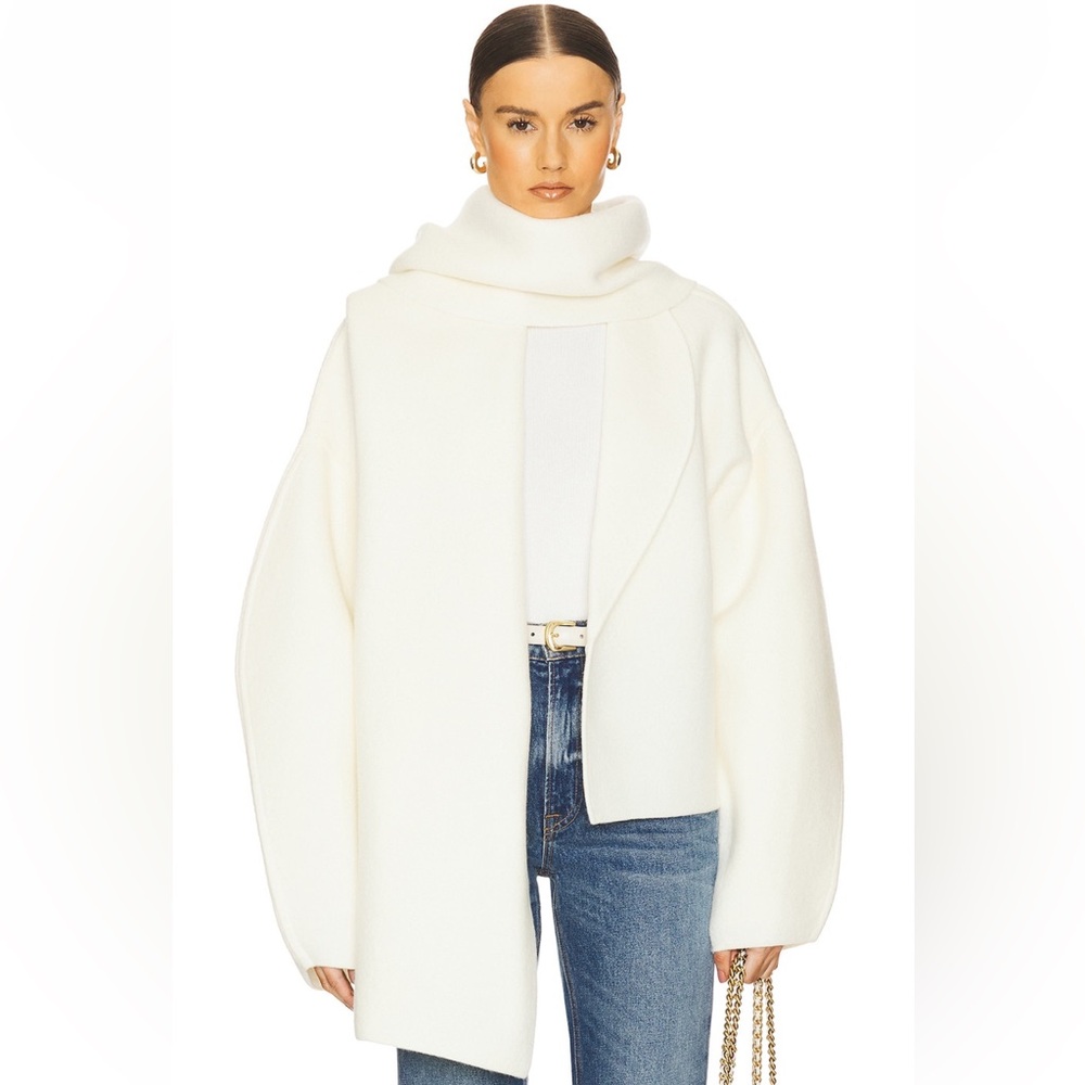 Revolve L’Academie - Chic White Oversized Scarf